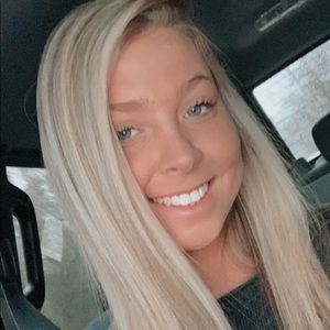 Meet your Posher, Tori